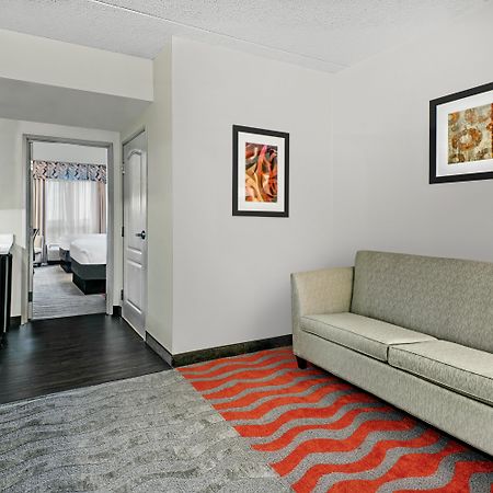 Holiday Inn & Suites College Station-Aggieland By Ihg Buitenkant foto