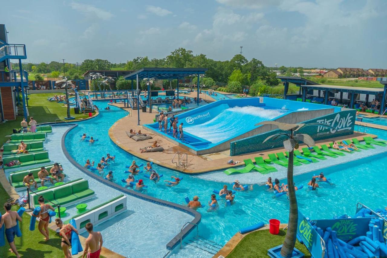 Holiday Inn & Suites College Station-Aggieland By Ihg Buitenkant foto
