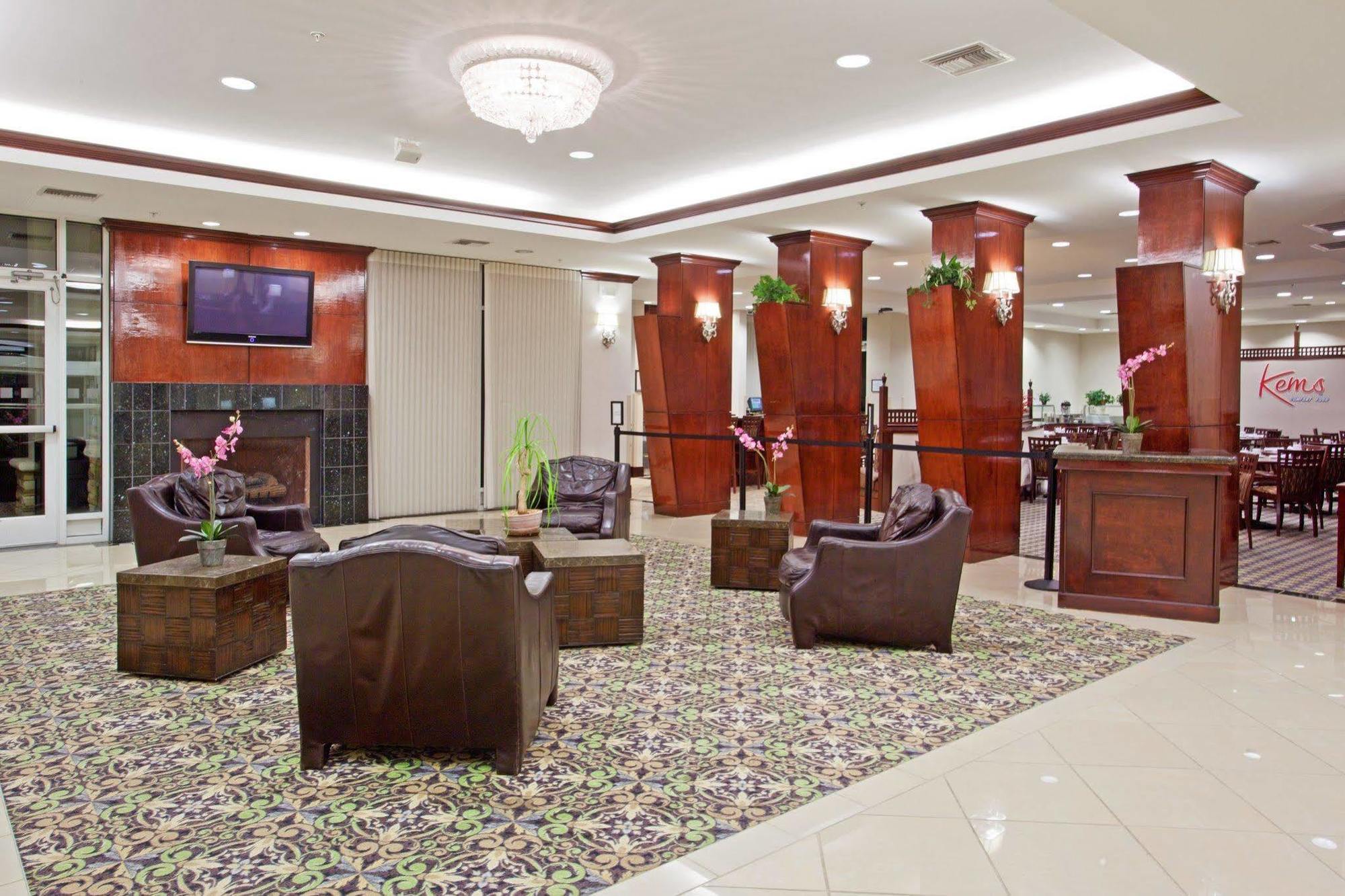 Holiday Inn & Suites College Station-Aggieland By Ihg Buitenkant foto